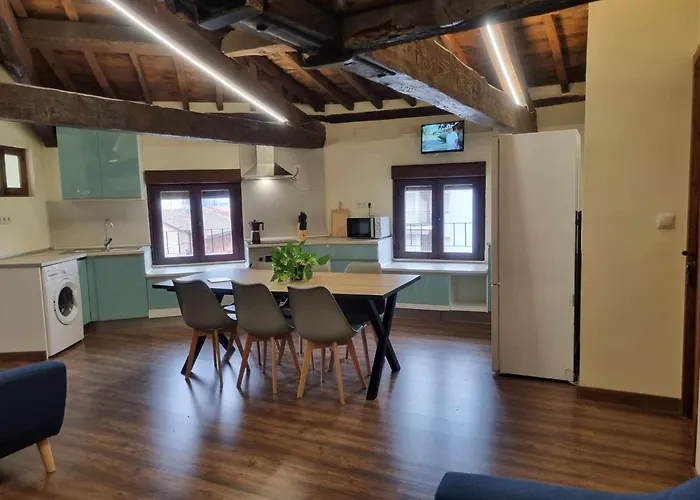 Lanchas De La Vera Διαμέρισμα Madrigal de la Vera